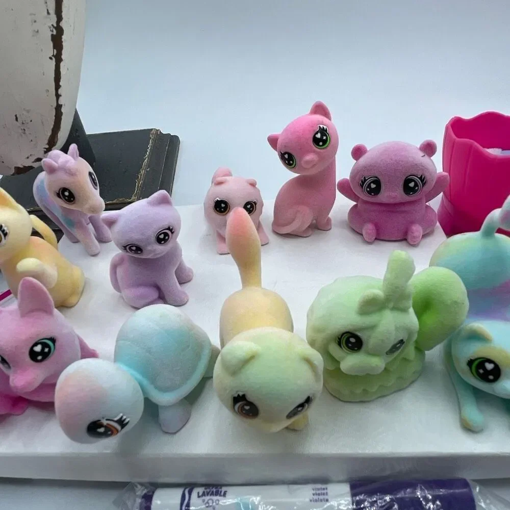 Crayola scribbles animals markers tub brushes lot